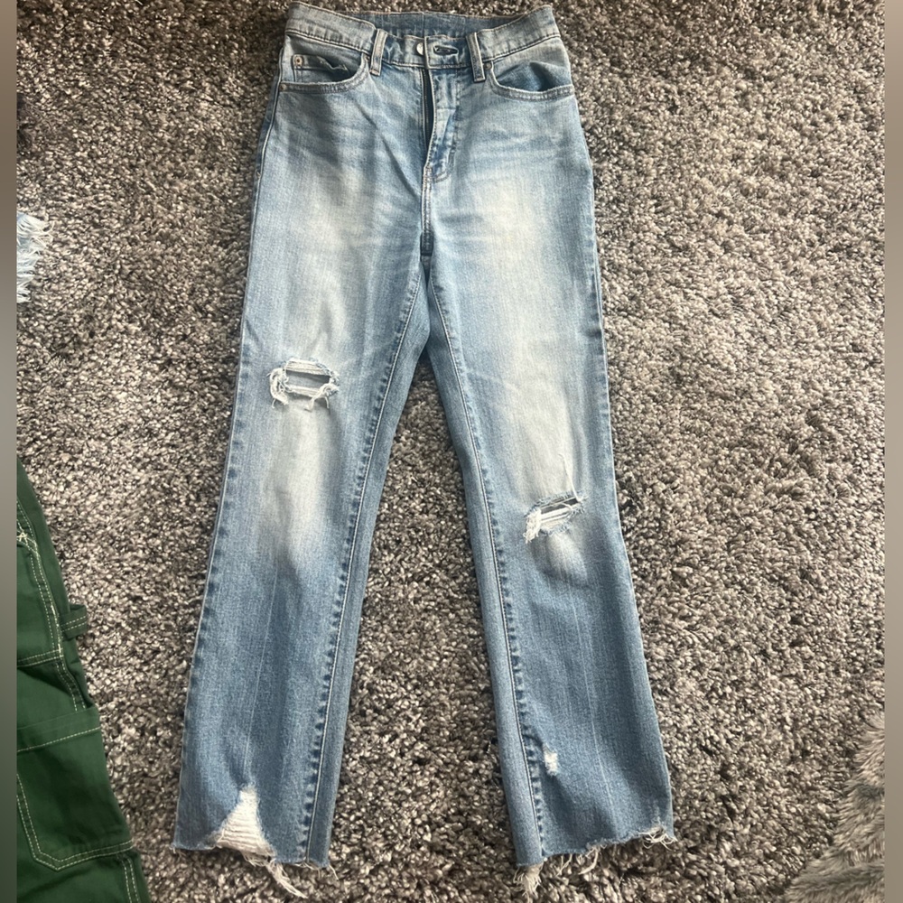 Daze denim size 25. Lightly worn, were slightly altered at waist